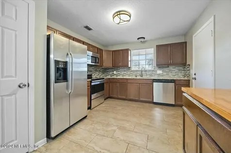4124 Lane Avenue S Jacksonville FL 32210
