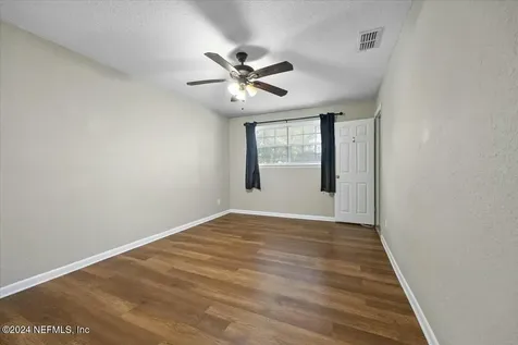 4124 Lane Avenue S Jacksonville FL 32210
