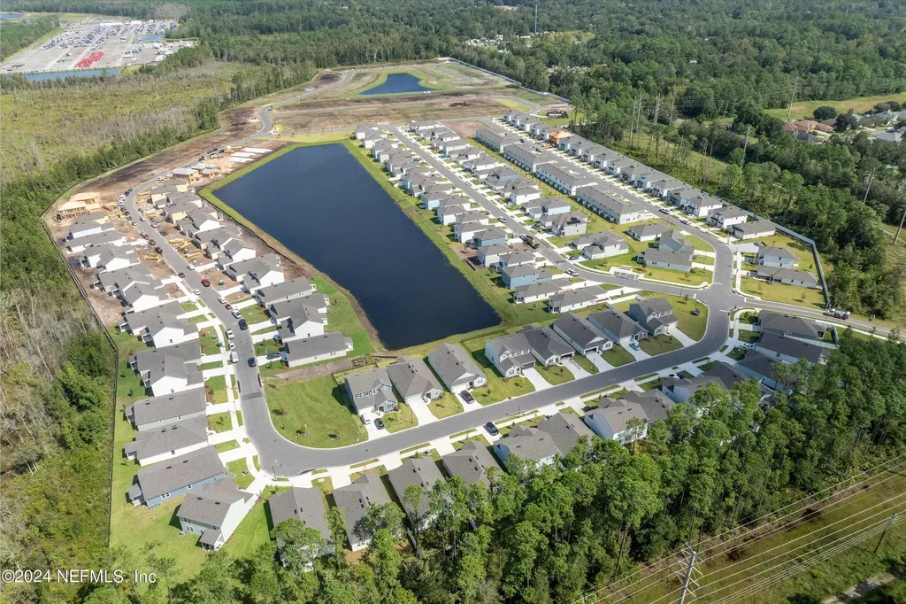 64 Brazil Nut Circle Jacksonville FL 32218