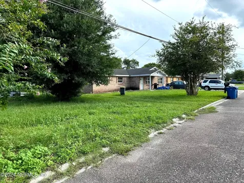 2114 Burgoyne Drive Jacksonville FL 32208