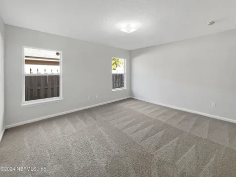 6926 Southern Oaks Drive W Jacksonville FL 32244
