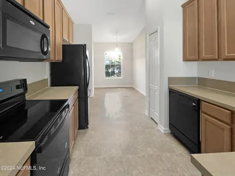 6926 Southern Oaks Drive W Jacksonville FL 32244