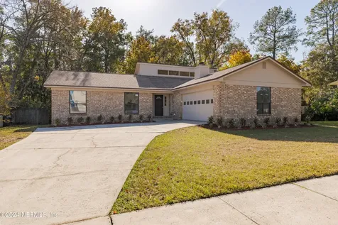 8680 Blackhaw Court Jacksonville FL 32244