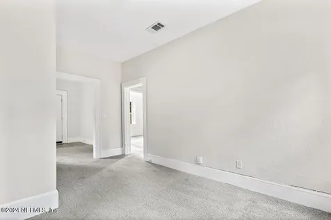 671 Fern Street Jacksonville FL 32206