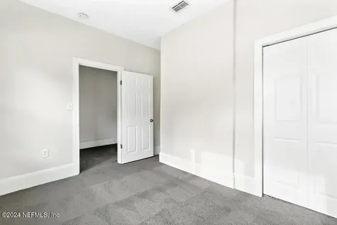 671 Fern Street Jacksonville FL 32206