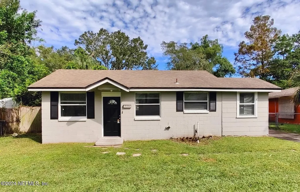 4589 Colonial Avenue Jacksonville FL 32210