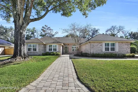 1737 Plantation Oaks Drive Jacksonville FL 32223