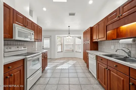 9401 NW 4th Place Gainesville FL 32607