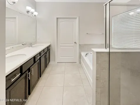 15838 Baxter Creek Drive Jacksonville FL 32218