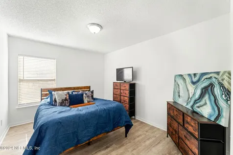 4948 Mints Court Jacksonville FL 32218