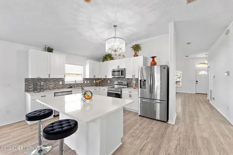 4948 Mints Court Jacksonville FL 32218