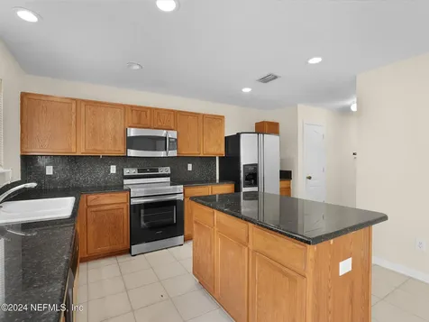 7008 Beekman Lake Drive Jacksonville FL 32222
