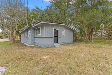 2424 Olustee Street Jacksonville FL 32209