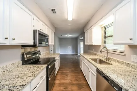 9185 Brandi Court Jacksonville FL 32222