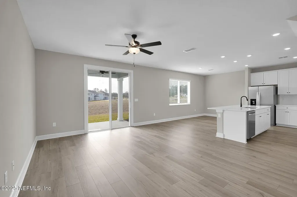 3987 Gareys Ferry Way Middleburg FL 32068