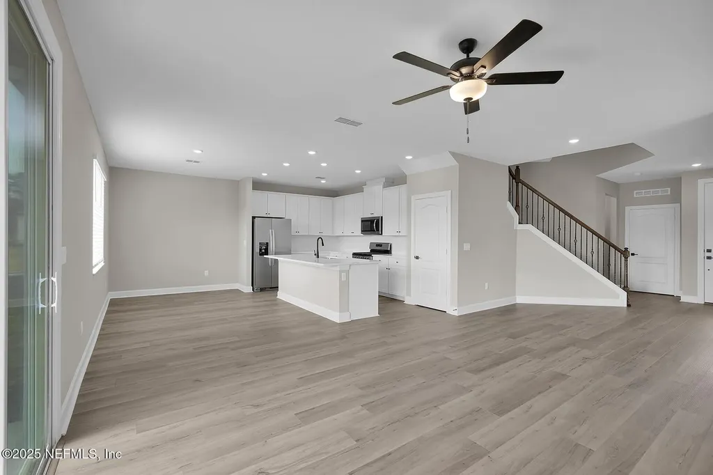 3987 Gareys Ferry Way Middleburg FL 32068