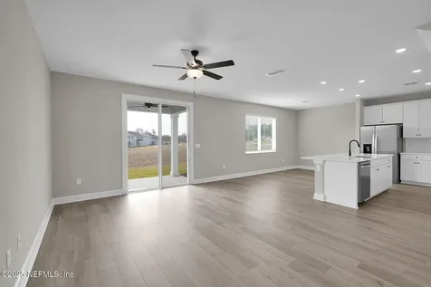 3987 Gareys Ferry Way Middleburg FL 32068