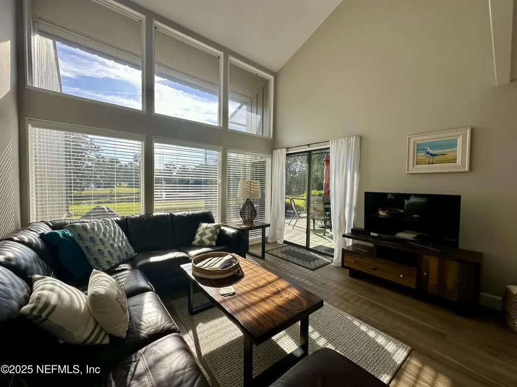 9942 Sawgrass Drive E Ponte Vedra Beach FL 32082