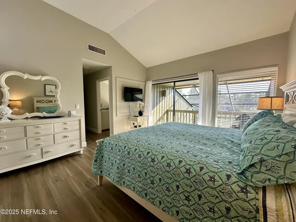 9942 Sawgrass Drive E Ponte Vedra Beach FL 32082