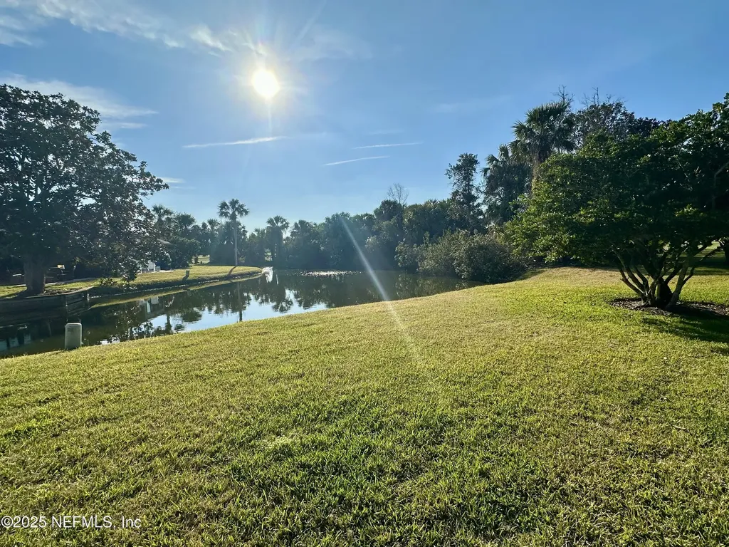 9942 Sawgrass Drive E Ponte Vedra Beach FL 32082