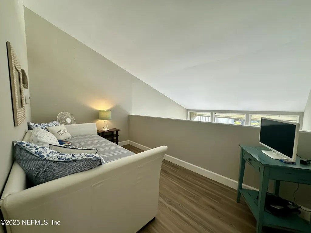 9942 Sawgrass Drive E Ponte Vedra Beach FL 32082