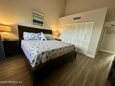 9942 Sawgrass Drive E Ponte Vedra Beach FL 32082