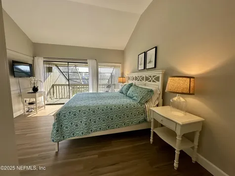 9942 Sawgrass Drive E Ponte Vedra Beach FL 32082