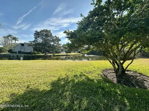 9942 Sawgrass Drive E Ponte Vedra Beach FL 32082