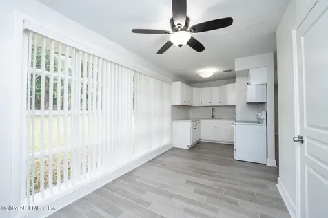 7810 Hare Avenue Jacksonville FL 32211