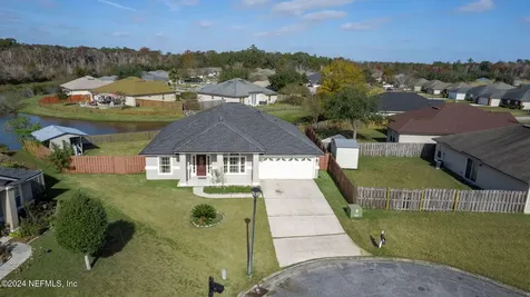 6829 Gentle Oaks Court Jacksonville FL 32244