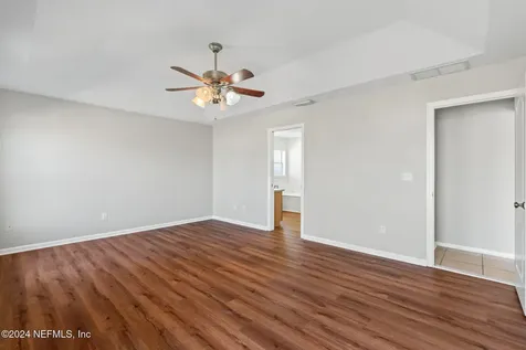 6829 Gentle Oaks Court Jacksonville FL 32244