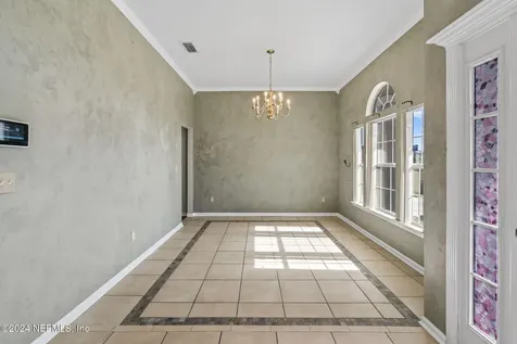 6829 Gentle Oaks Court Jacksonville FL 32244