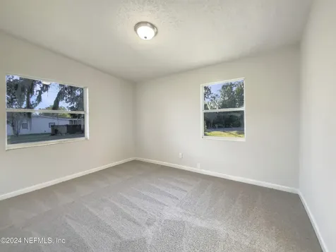 4319 Clinton Avenue Jacksonville FL 32207
