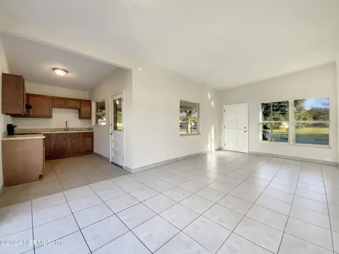 4319 Clinton Avenue Jacksonville FL 32207