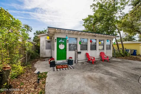 5636 Dartmouth Avenue N St. Petersburg FL 33710