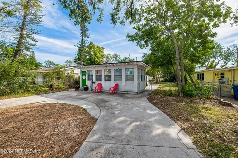 5636 Dartmouth Avenue N St. Petersburg FL 33710