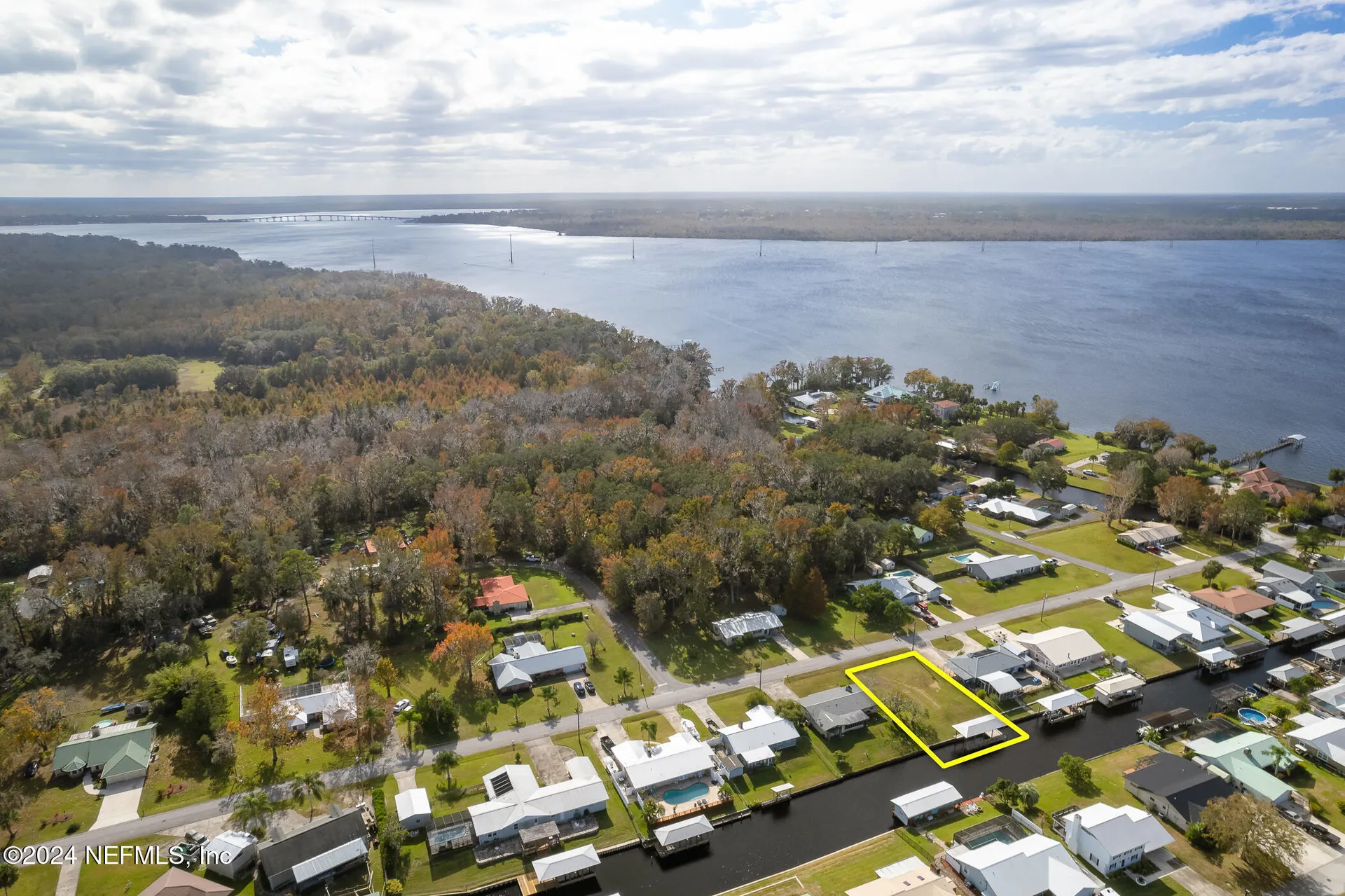 114 Palm Trail East Palatka FL 32131