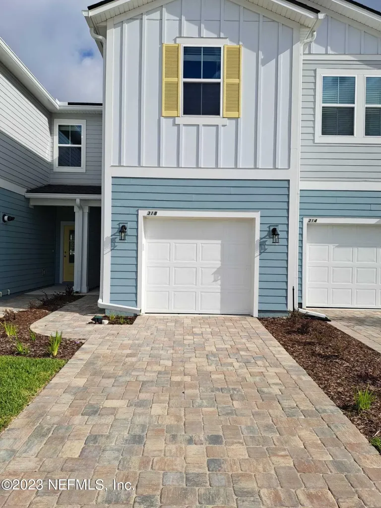 318 Brandon Lakes Drive St. Augustine FL 32092