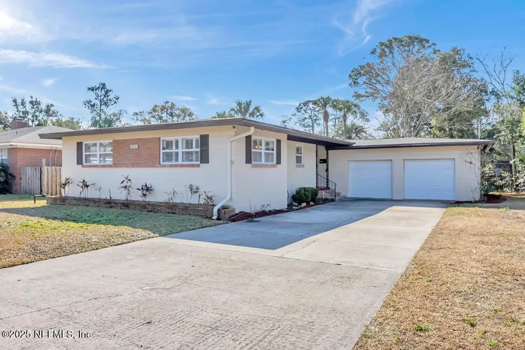 6014 Wateredge Drive S Jacksonville FL 32211