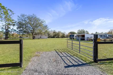 4879 Mayflower Street Middleburg FL 32068