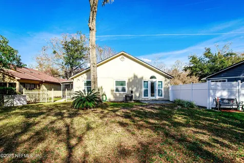 8238 Lake Woodbourne Drive E Jacksonville FL 32217