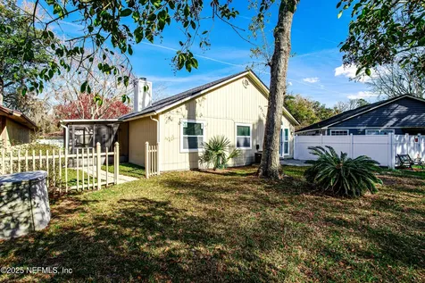 8238 Lake Woodbourne Drive E Jacksonville FL 32217