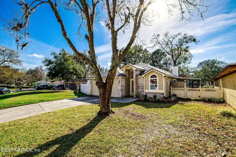 8238 Lake Woodbourne Drive E Jacksonville FL 32217
