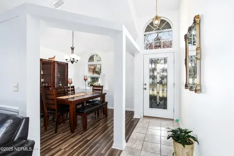 8238 Lake Woodbourne Drive E Jacksonville FL 32217