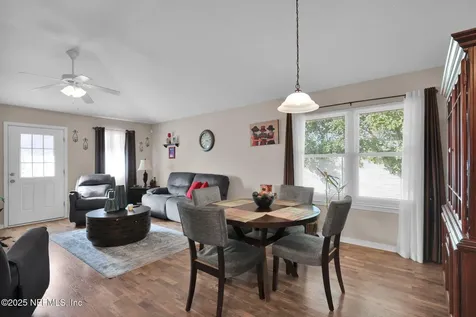 6402 Sarahs View Court Jacksonville FL 32244