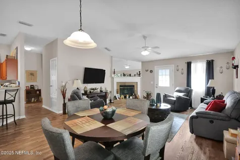6402 Sarahs View Court Jacksonville FL 32244