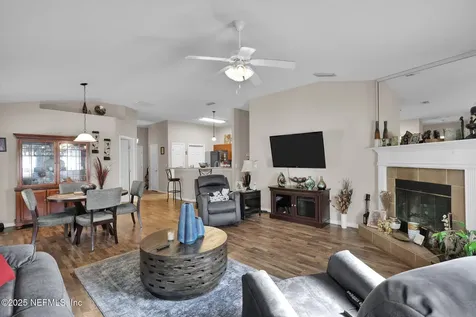 6402 Sarahs View Court Jacksonville FL 32244