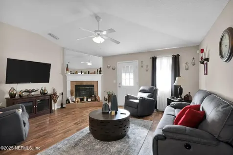 6402 Sarahs View Court Jacksonville FL 32244