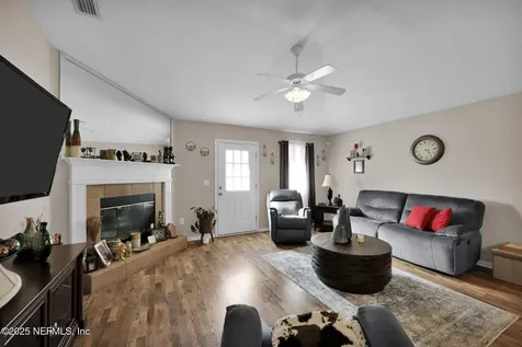 6402 Sarahs View Court Jacksonville FL 32244