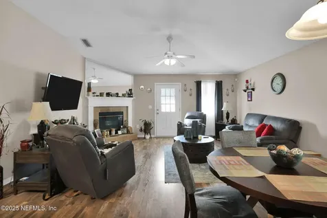6402 Sarahs View Court Jacksonville FL 32244